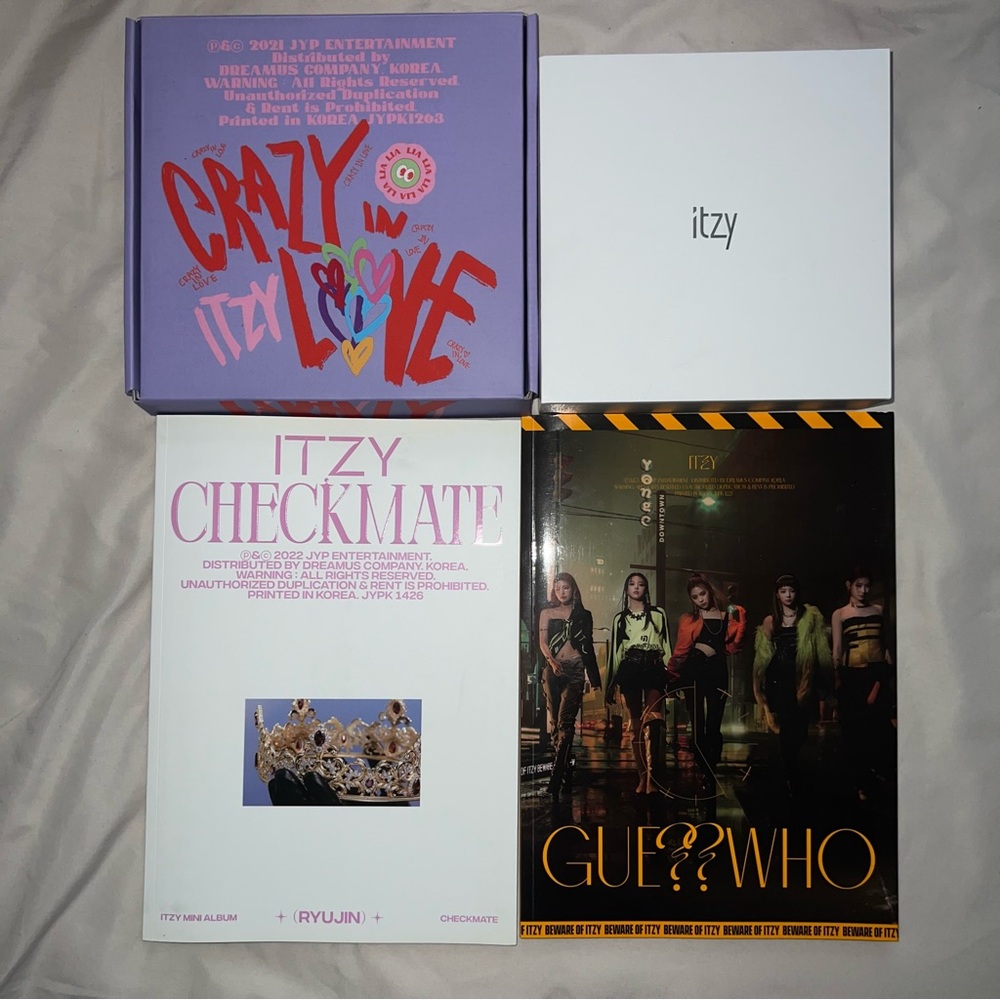 Itzy Collection Set